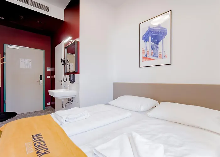 Maverick Athenaeum Budapest